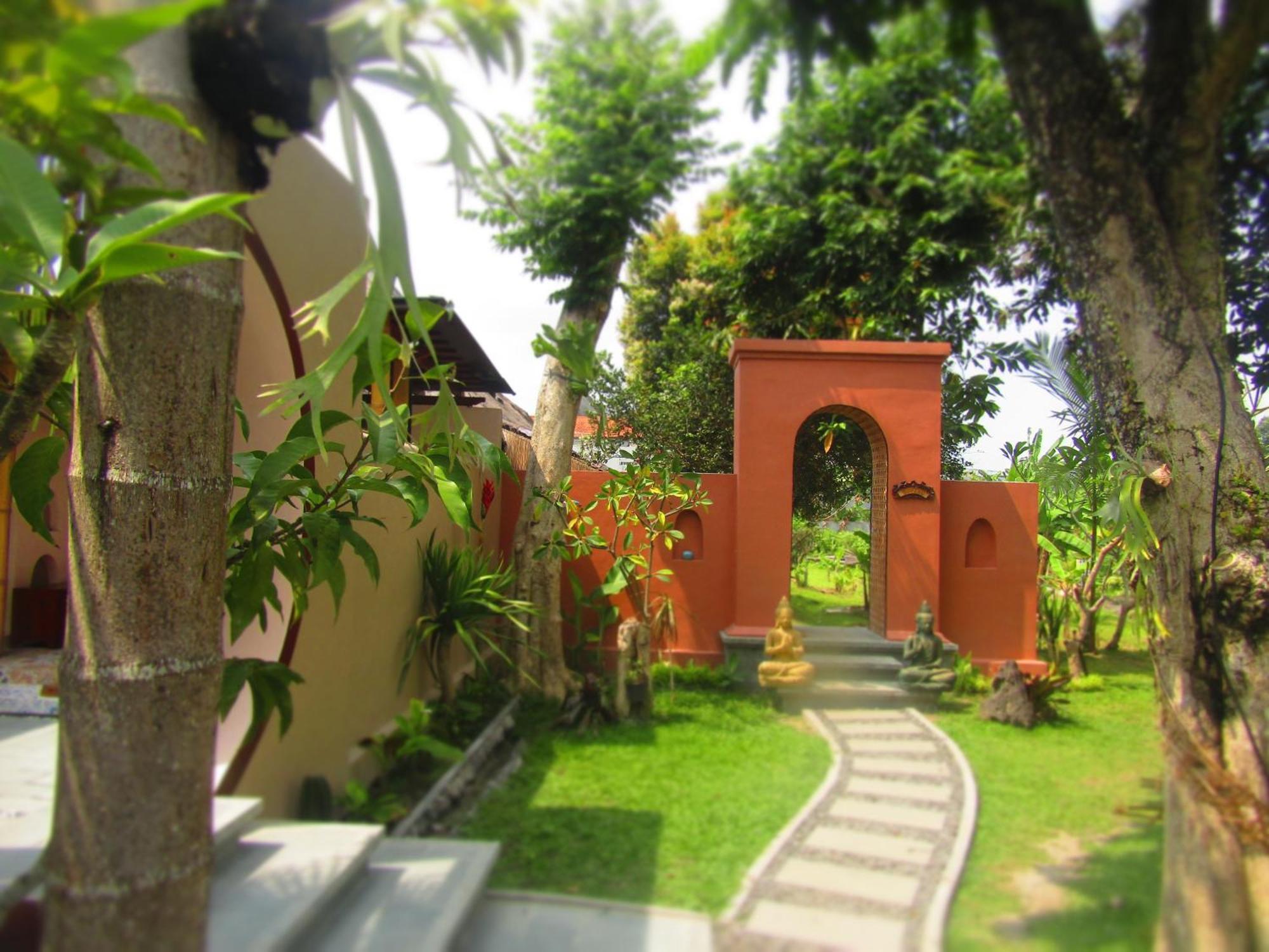 Ubud Hidden Villa Yone Village Exterior photo